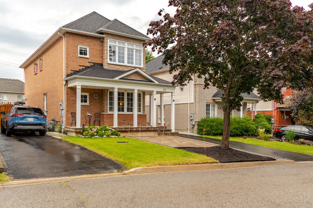 Spacious & Serene Elegant 4 Bedroom House